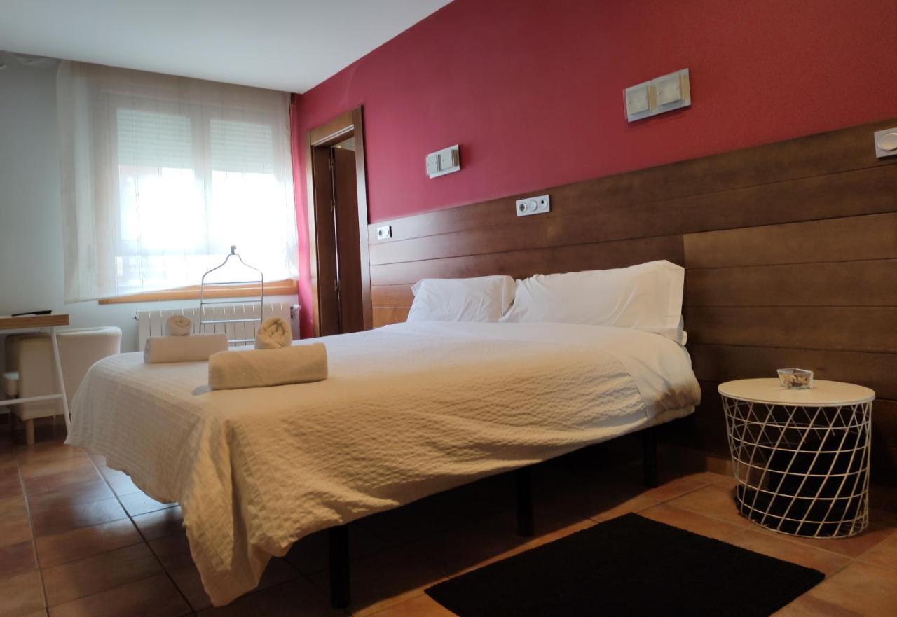 Hotel Cuentame Бургос Екстер'єр фото